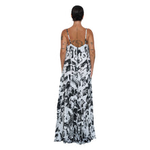 Load image into Gallery viewer, COMIC KAN GESPER MAXI DRESS
