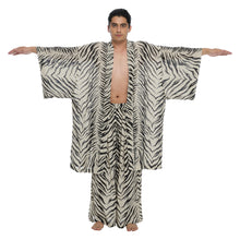 Load image into Gallery viewer, BALLPEN TIGER SUNSET KIMONO
