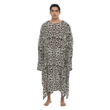 Load image into Gallery viewer, BALLPEN LEOPARD FULL LENGTH KAFTAN
